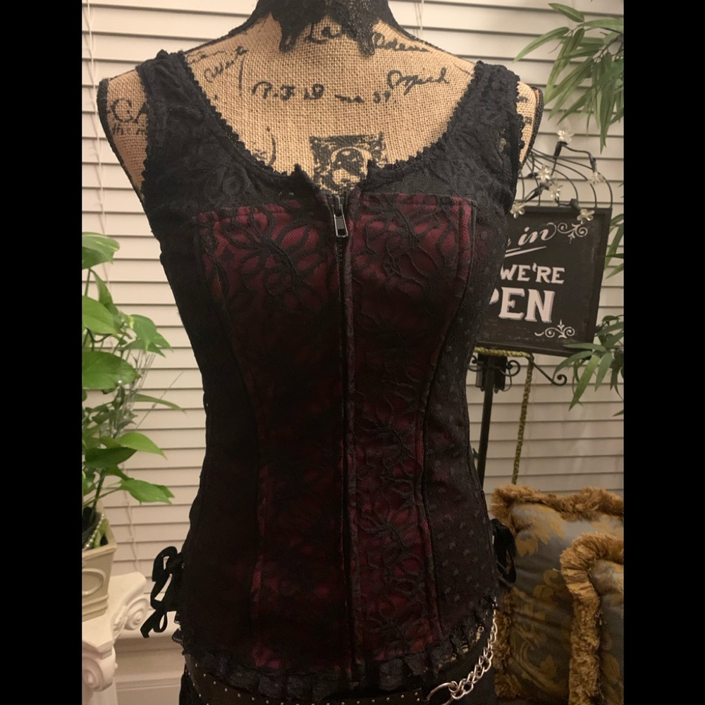 Tripp NYC Burgundy corset top circa 2005. - Picture 5 of 12